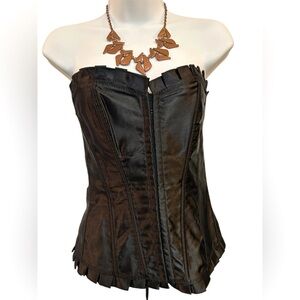 Elegant Black Strapless Blouse